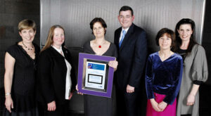 BreaCan staff and two volunteers with Daniel Andrews Minister for Health at the Healthcare Awards night